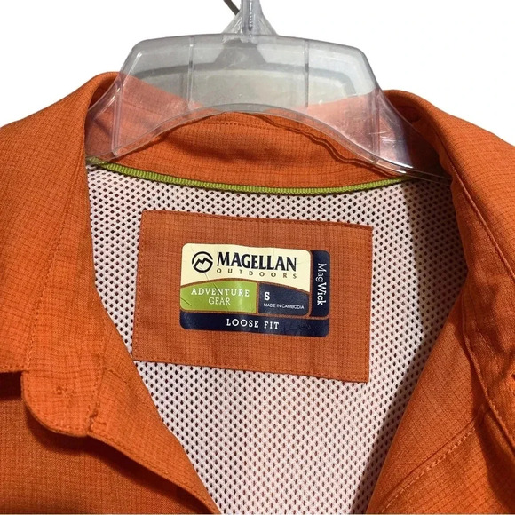 Magellan Outdoors Adventure Gear Loose Fit Long Sleeve Button Down Shirt Size S - Picture 4 of 9